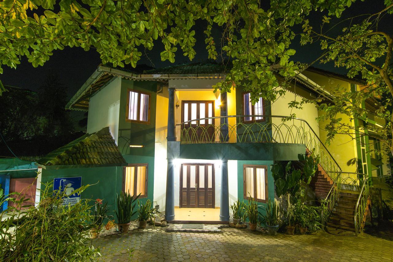 Hotel Haritagiri Kalpetta Exterior foto